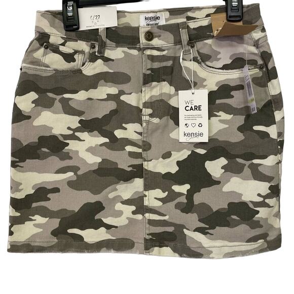 Camo Mini Skirt NWT Kensie Jeans Sz 4/27 Camouflage Distressed Denim Skirt - Picture 1 of 9